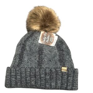 NWT David and Young’s (D&Y) Vegan Faux Fur Pom Pom Denim Color Beanie